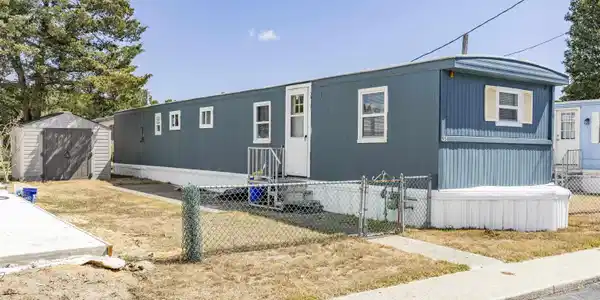 95 Priest Boulevard
