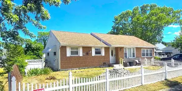 1005 Franklin Avenue