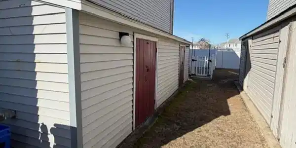 241 Seabreeze Court