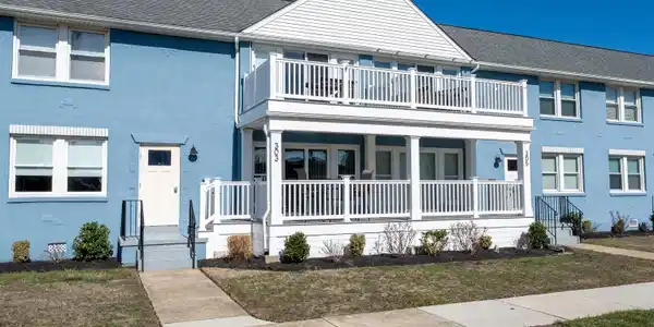 303 E Crocus Road