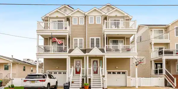 119 W 13th Avenue