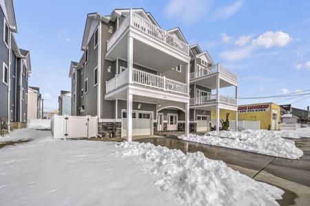 133 W Walnut Avenue