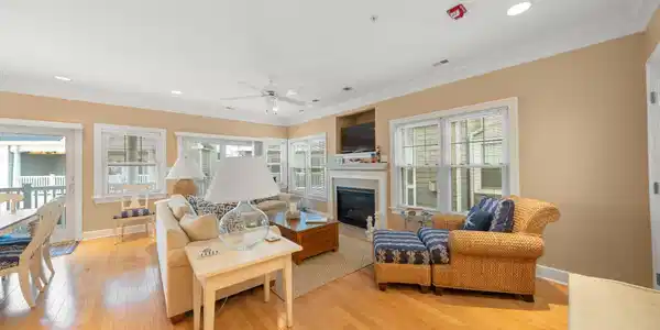 700 Ocean Drive