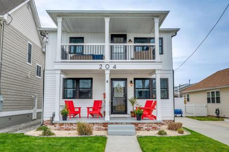 204 E Hollywood Avenue