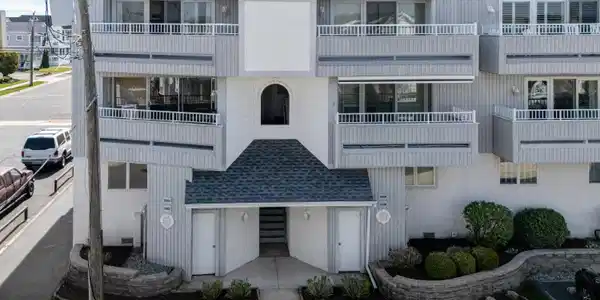 10802 Sunset Drive