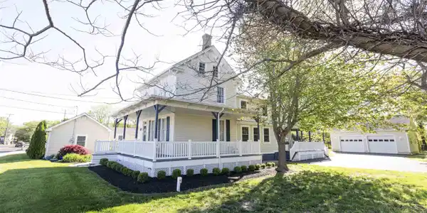 837 Seashore Road