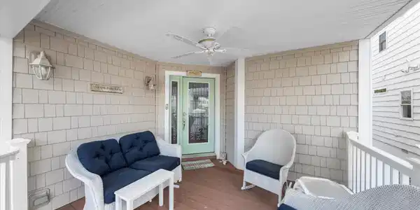 712 Sunrise Drive