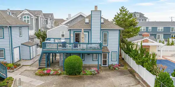 13 93rd Street