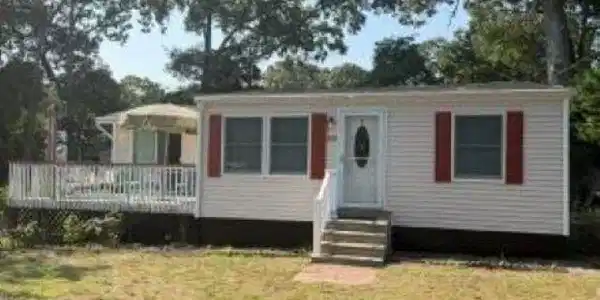 110 Pinewood Road