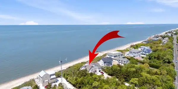 2685 Bay Drive