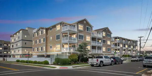 410 E Orchid Road