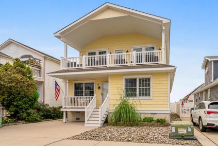 98 W Charleston Avenue