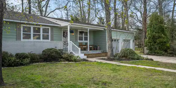 331 Holly Lane