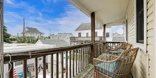 213 E Heather Road