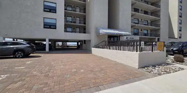 336-338 Bay Avenue