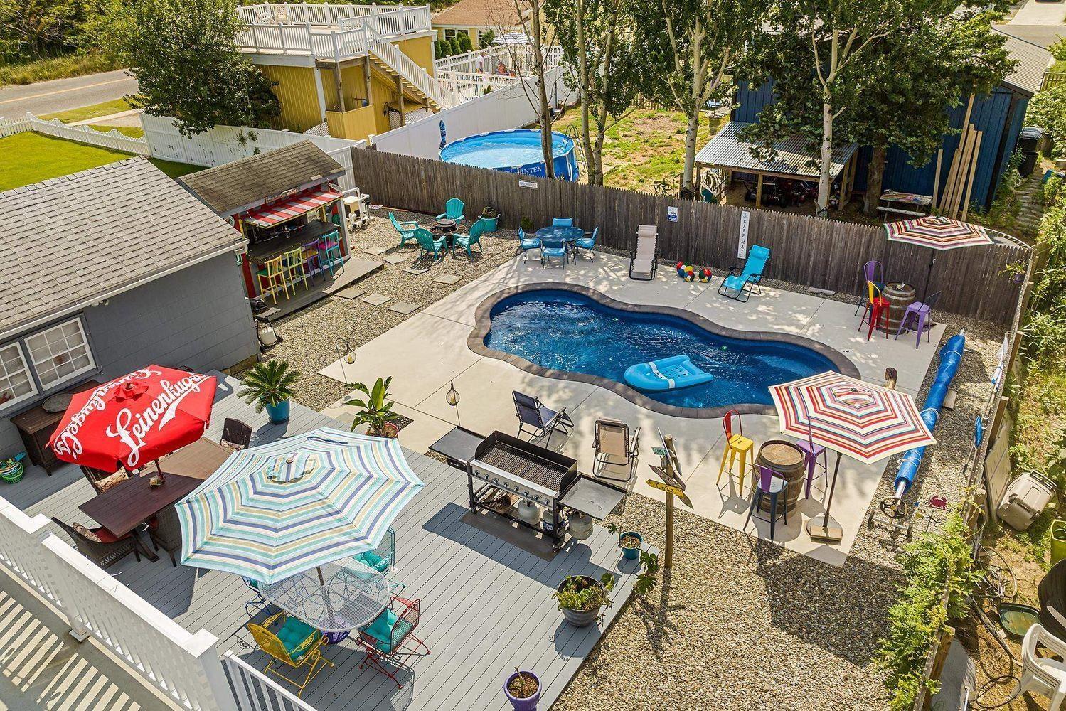 Image 1: View From Rear