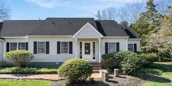 13 Brook Ridge Road