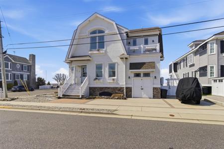 9835 Sunset Drive