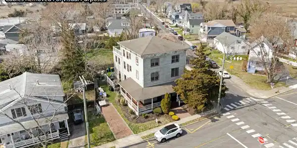 517 B Broad Street