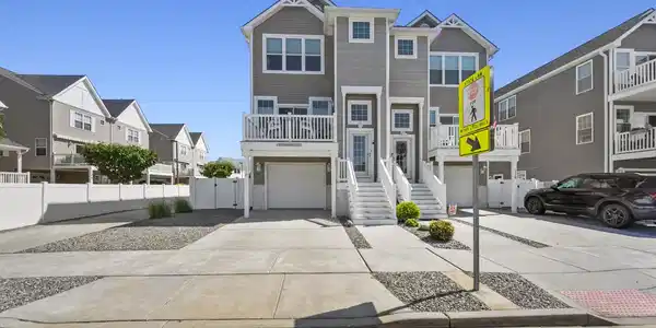 116 Anglesea Drive