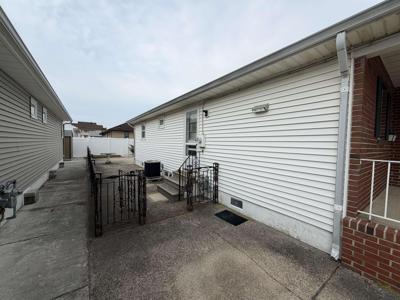 110 E Washington Avenue