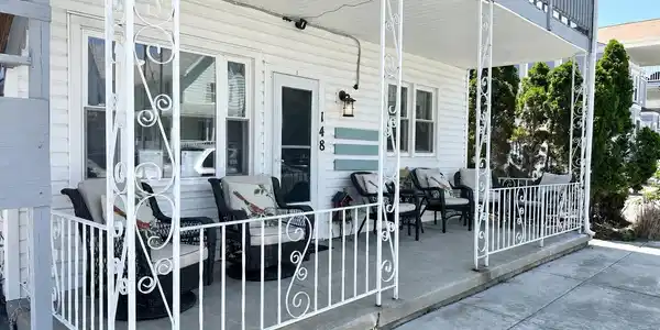 148 E Burk Avenue