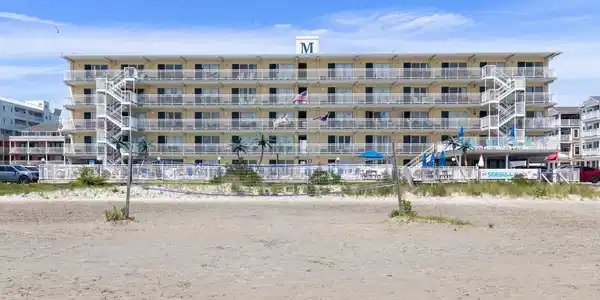 427 E Miami Avenue