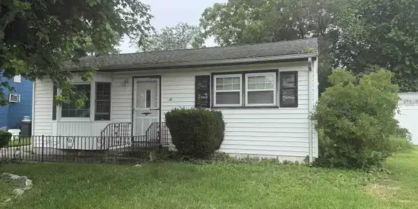 108 Roslyn Avenue