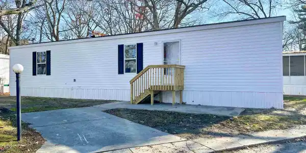 2503 Route 9 S #9