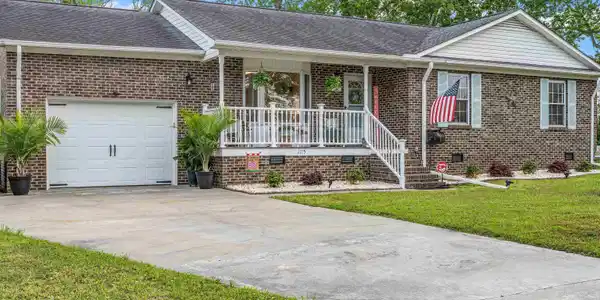 1115 Cypress Cove