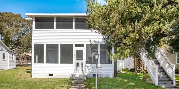 2602 Perrin Dr.