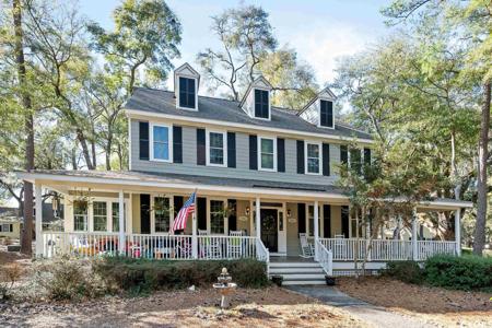 1816 Laurel Trail