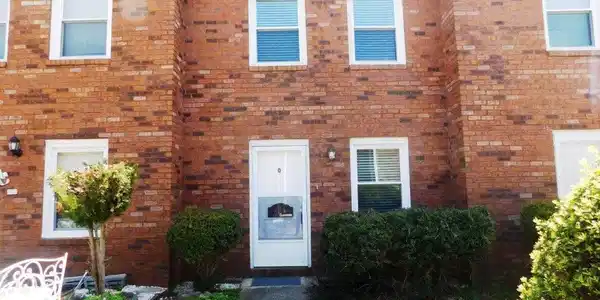 803 11th Ave. S