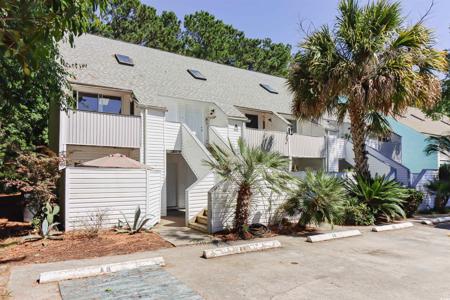 401 Cambridge Circle