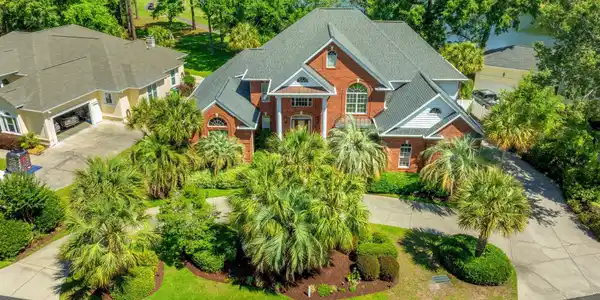 1119 Links Rd.