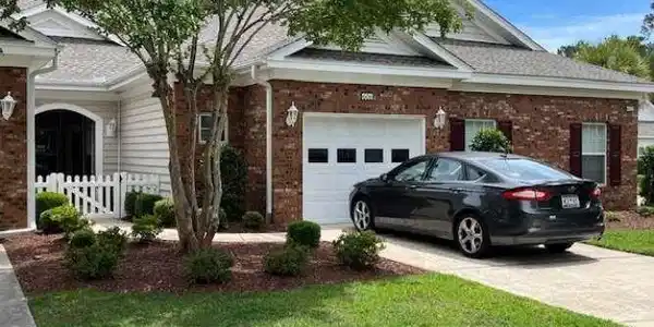 606 Botany Loop