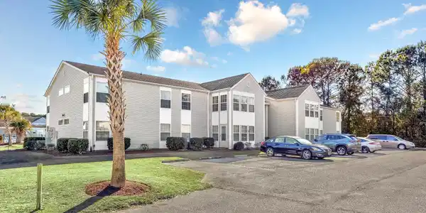 1943 Bent Grass Dr.