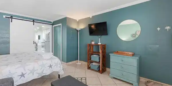 Image 3 Image 3