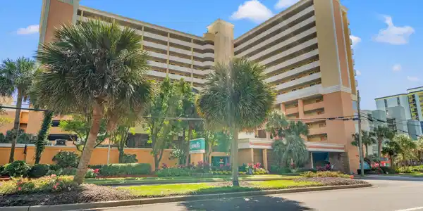 6900 N Ocean Blvd.