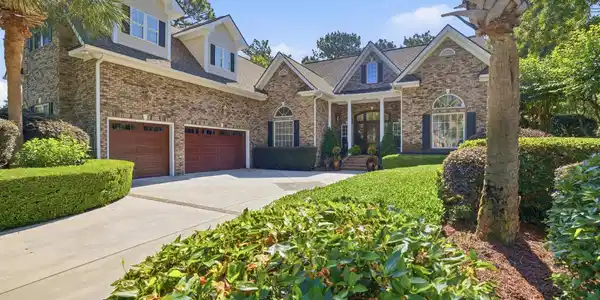 681 Reserve Dr.
