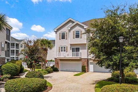 601 N Hillside Dr.