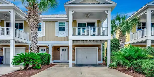 832 Madiera Dr.