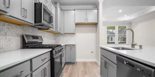 Image 4 Image 4