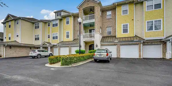 6203 Catalina Dr.
