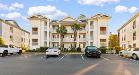 636 River Oaks Dr.