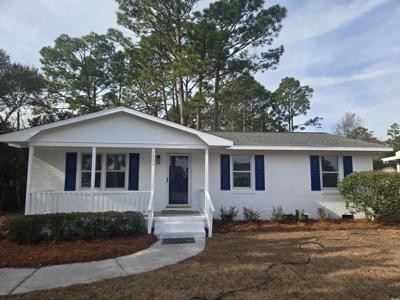 1003 Belle Dr.