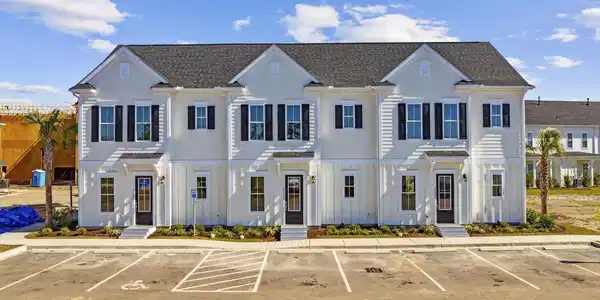 2790 Cook Circle