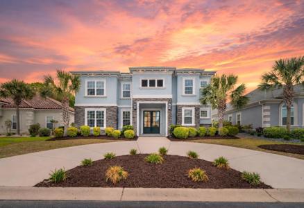 925 Bluffview Dr.