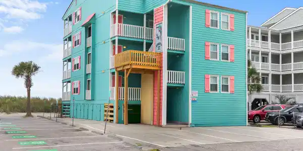340 N Waccamaw Dr.