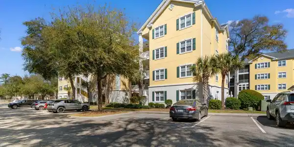 601 N Hillside Dr.